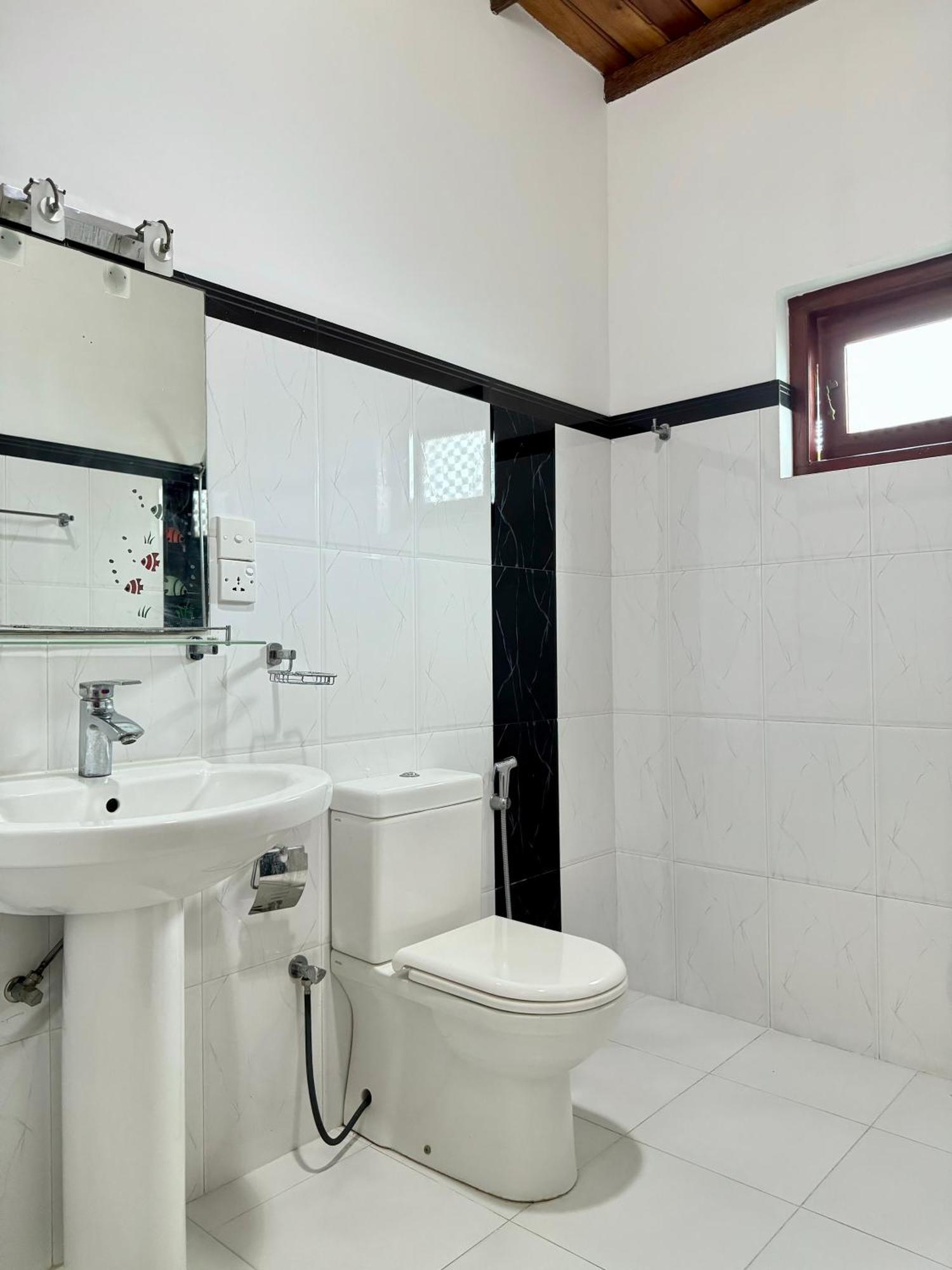 Villa 4U Bentota Buitenkant foto
